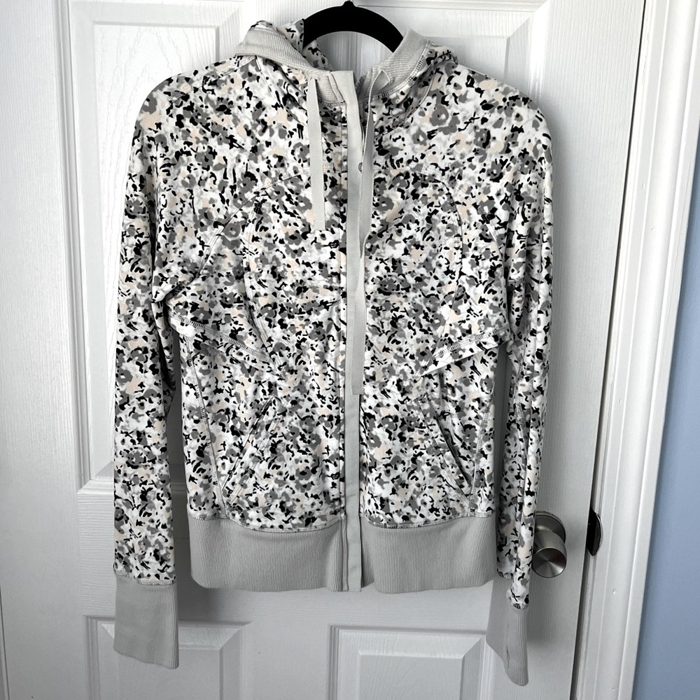 Lululemon Jacket GUC